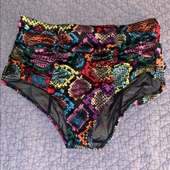 Torrid snakeprint bikini swimsuit - bottoms new no tags, top EUC - Picture 7 of 13